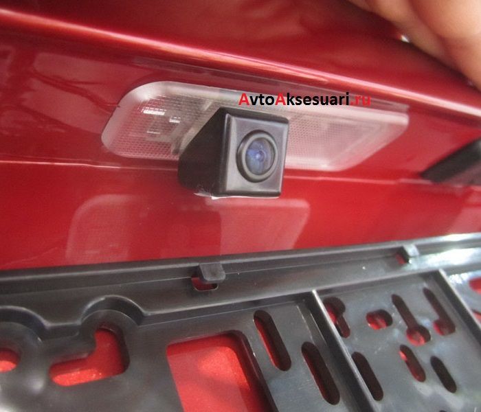 kia sportage камера заднего вида фото